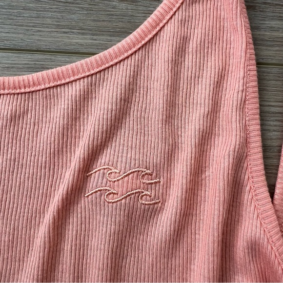 NWT - Billabong Women's Coral Tank Top size medium - Picture 5 of 5